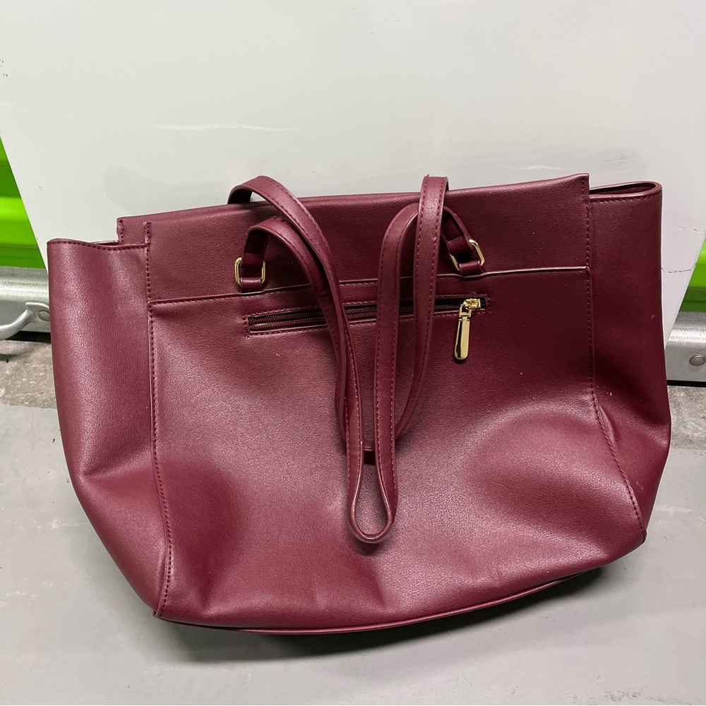 Maroon Large Purse | Charming Charlie’s
